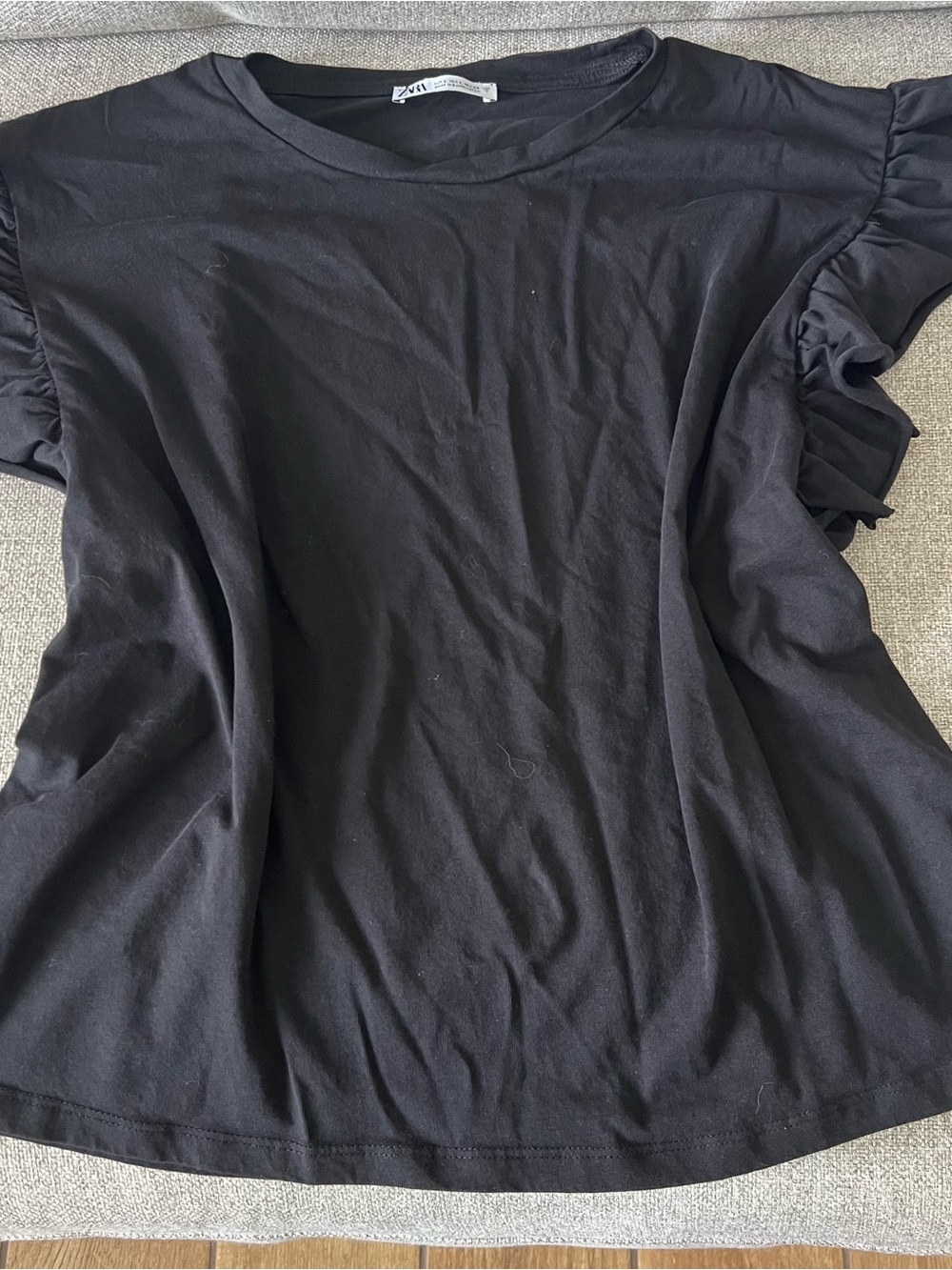 Zara Women’s Large Black Ruffle Flutter Sleeve Top‎ Blouse Casual Chic